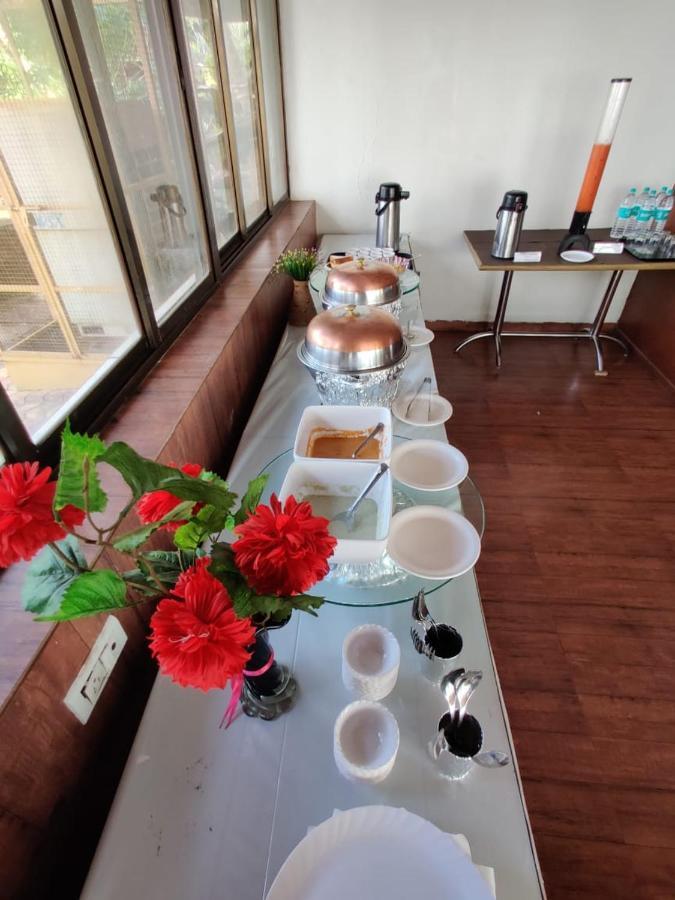 Hotel Sea Fans Ratnāgiri Екстериор снимка