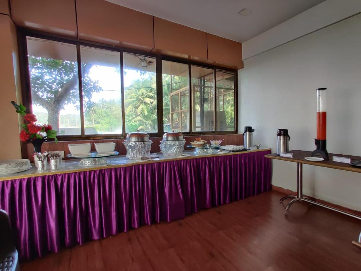 Hotel Sea Fans Ratnāgiri Екстериор снимка