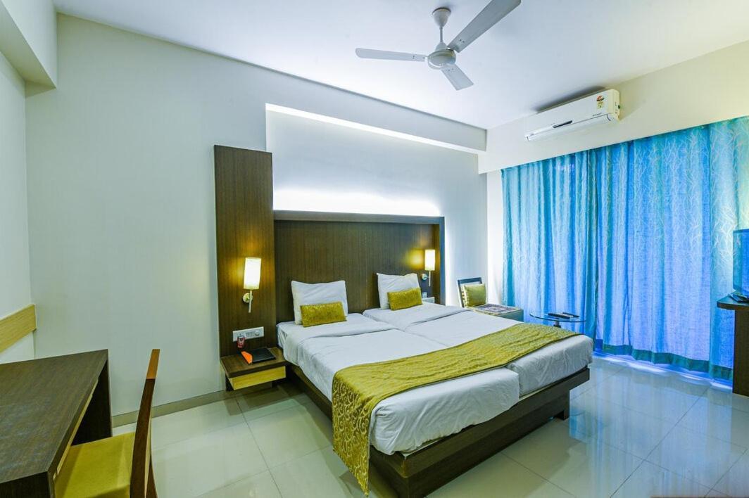 Hotel Sea Fans Ratnāgiri Екстериор снимка