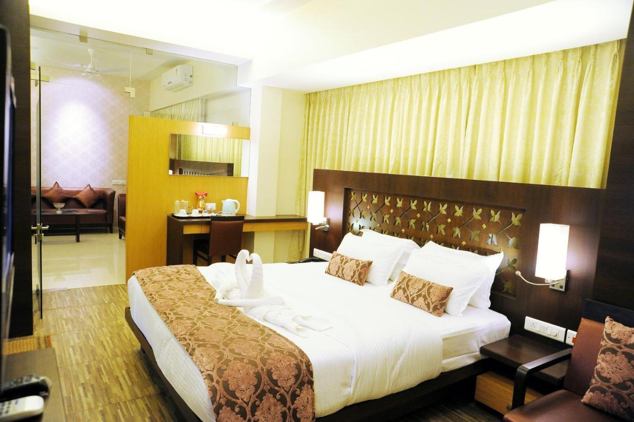 Hotel Sea Fans Ratnāgiri Екстериор снимка